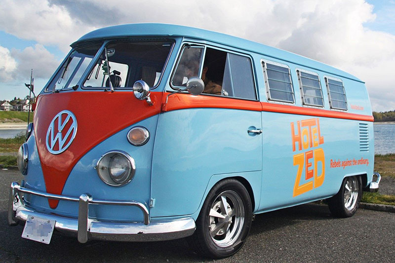 Hotel Zed: The Coolest Downtown Shuttle Buses in Victoria BC: Doris